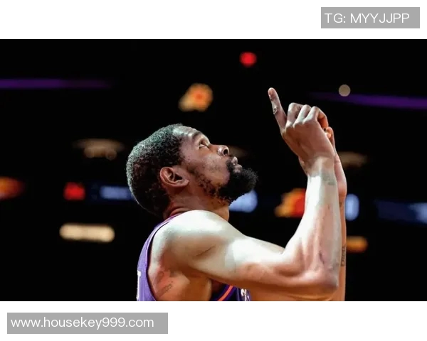 火箭主场逆袭凯尔特人，见证巅峰对决的精彩瞬间